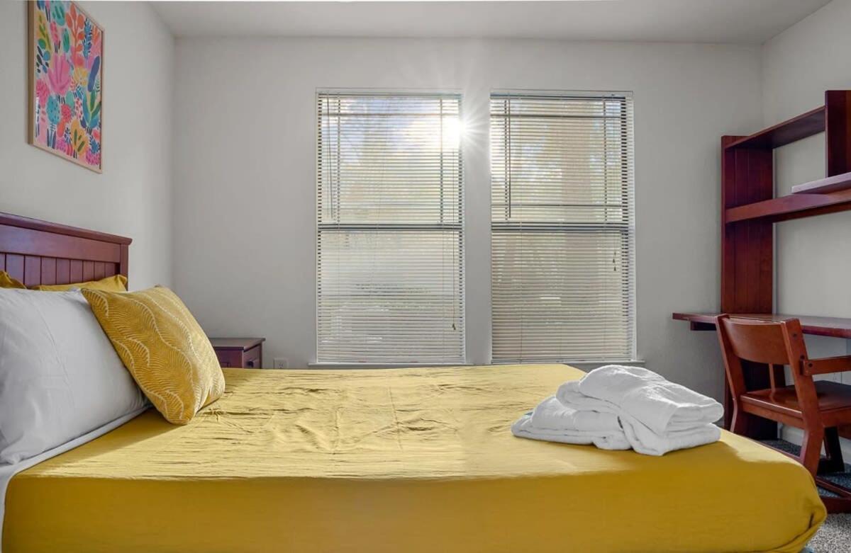 Long Term Allowed Pet Friendly & Pool Appartement